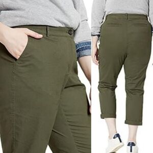 NWT Plus Size  Cropped Girlfriend Chino Pants Dark Olive